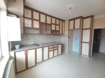 GÜVENAY – ÇORUM BAHÇELİEVLER İLKOKULU CİVARINDA – 3+1 SATILIK DAİRE