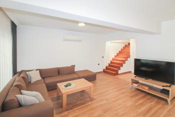 Marmaris Bahçe Kullanımlı Dubleks Bakımlı 2+1 Satılık Daire