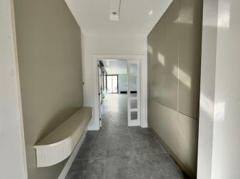 Girne Çatalköy'de Özel Yüzme Havuzu 4+1, Lüks, Modern Satılık Villalar