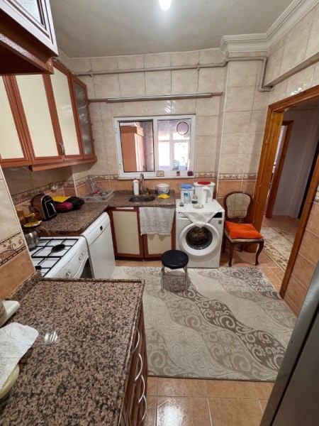 Yeşilpınar'da İsfanbul Avm'ye Yakın 3+1 Arakat Satılık Daire