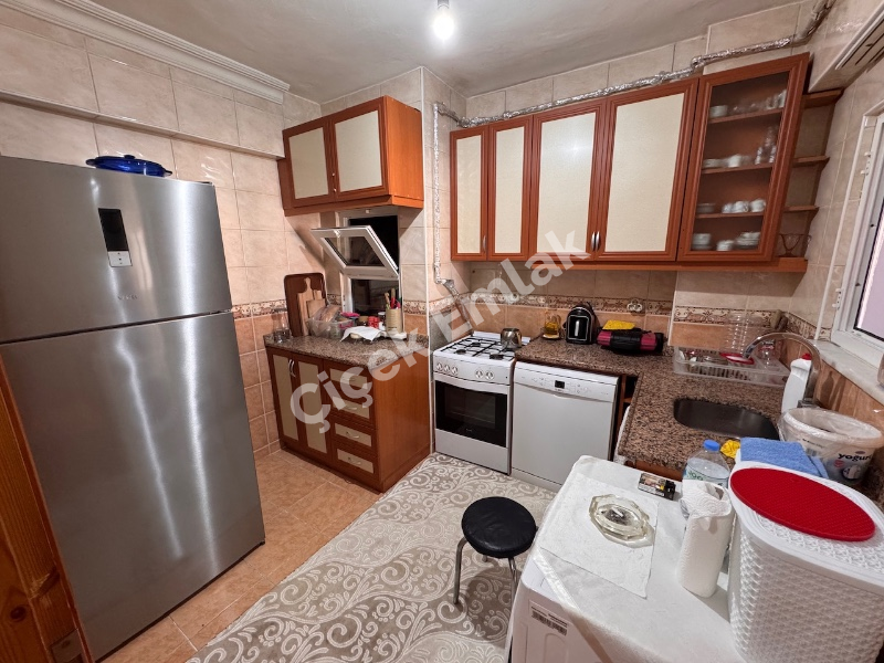 Yeşilpınar'da İsfanbul Avm'ye Yakın 3+1 Arakat Satılık Daire