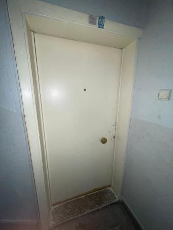 AFYON ÜÇOK EMLAKTAN AMBARYOLU CADDESİNDE SATILIK 3+1 DAİRE