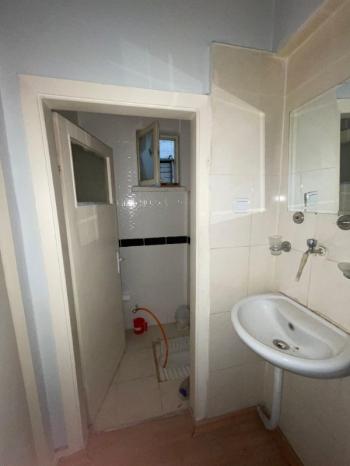 AFYON ÜÇOK EMLAKTAN AMBARYOLU CADDESİNDE SATILIK 3+1 DAİRE
