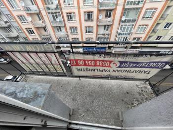 AFYON ÜÇOK EMLAKTAN AMBARYOLU CADDESİNDE SATILIK 3+1 DAİRE