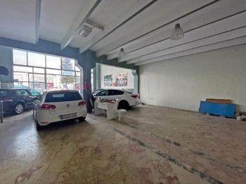 AFYON ÜÇOK EMLAKTAN GALERİCİLER SİTESİNDE SATILIK 200M² DÜKKAN