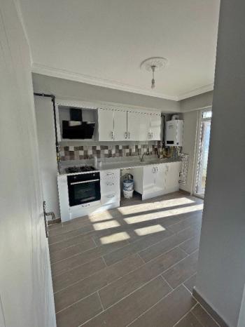 AFYON ÜÇOK EMLAKTAN MAREŞAL MAH. SATILIK SIFIR AYARINDA 2+1 DAİRE