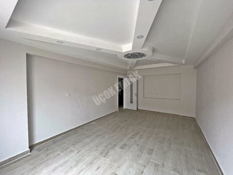 AFYON ÜÇOK EMLAKTAN FATİH MAH DA SATILIK 3+1 SIFIR DAİRE