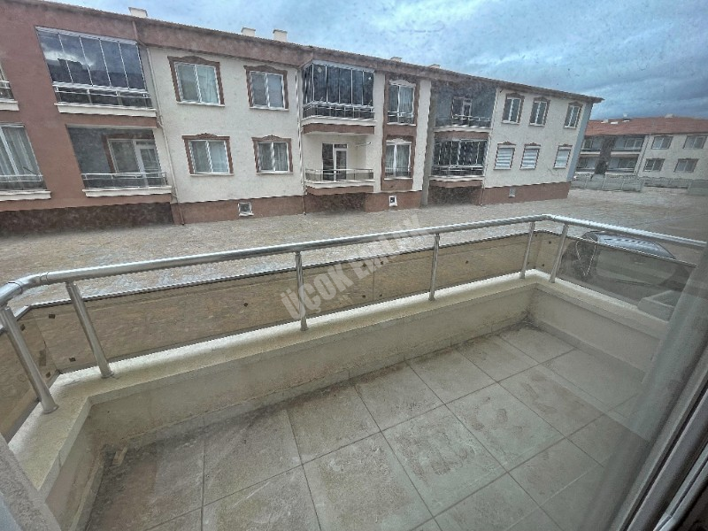 AFYON ÜÇOK EMLAKTAN FATİH MAH DA SATILIK 3+1 SIFIR DAİRE