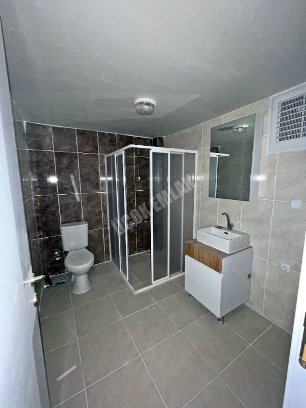 AFYON ÜÇOK EMLAKTAN FATİH MAH DA SATILIK 3+1 SIFIR DAİRE