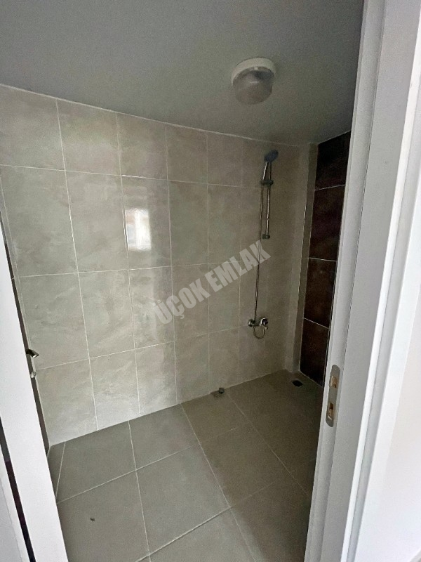 AFYON ÜÇOK EMLAKTAN FATİH MAH DA SATILIK 3+1 SIFIR DAİRE
