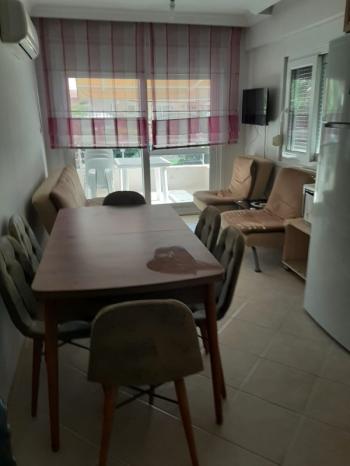 Antre Emlak'tan Eşyalı Kiralık Seaside Rezidans Gümüldür'de 2+1, Bahçeli Havuzlu  Giriş Kat Daire