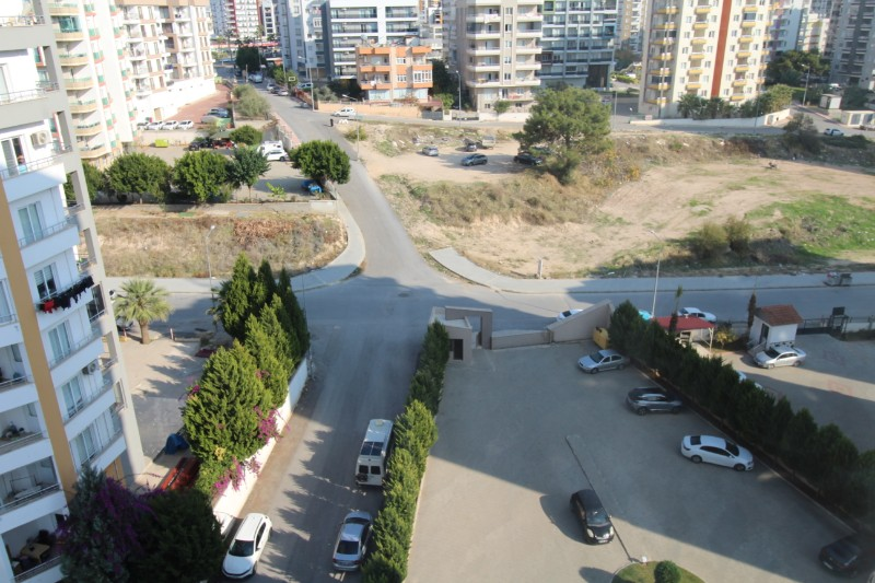 ASLAN'DAN YENİŞEHİR'DE LÜKS SİTE İÇİ, FULL EŞYALI KİRALIK GENİŞ 1+1