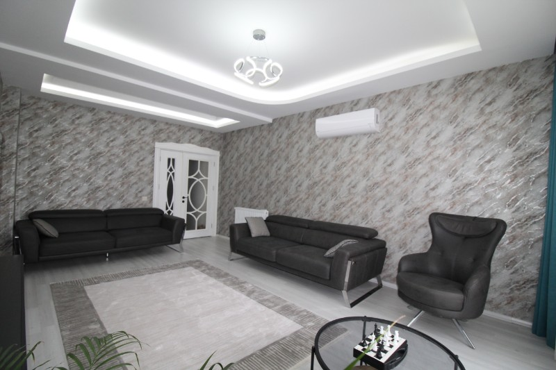 ASLAN'DAN HAVUZLU SİTE İÇİ, SIFIR AYARINDA 4+1 LÜKS DAİRE