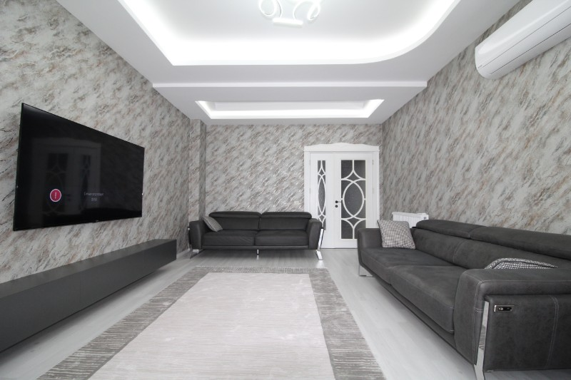 ASLAN'DAN HAVUZLU SİTE İÇİ, SIFIR AYARINDA 4+1 LÜKS DAİRE