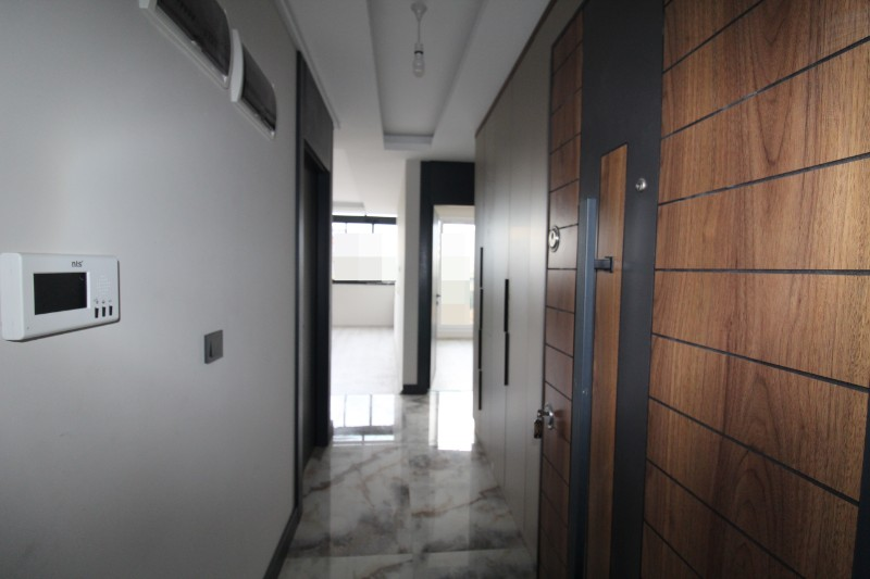 ASLAN'DAN HAVUZLU SİTE İÇİ, SIFIR AYARINDA 4+1 LÜKS DAİRE