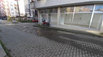 BEŞİKDÜZÜ MERKEZDE KİRALIK 63 M2 DÜKKAN