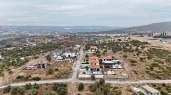 Didim  zümrüttepe de satılık köşebaşı 485m2 villa arsası 