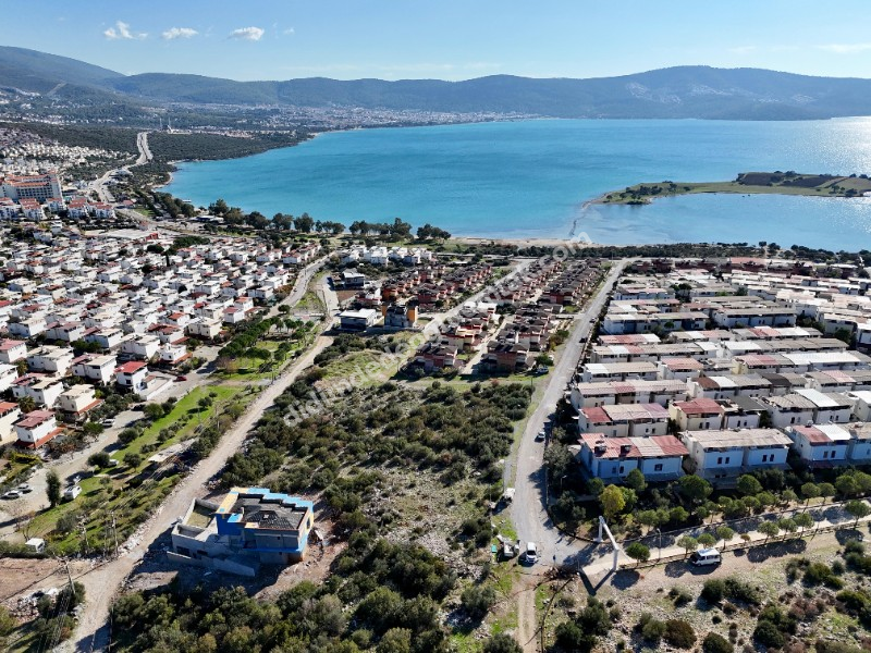 didim akbükte satılık emsalsiz  deniz manzarlı  köşe arsa