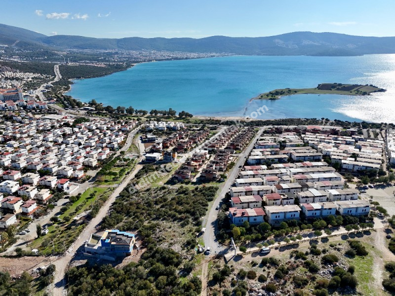 didim akbükte satılık emsalsiz  deniz manzarlı  köşe arsa