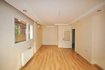 Müstakil Bahçeli 2+1 90m2 Genç Binada Giriş Kat Masrafsız Daire