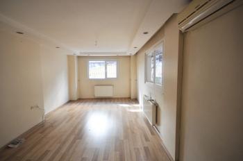 Müstakil Bahçeli 2+1 90m2 Genç Binada Giriş Kat Masrafsız Daire