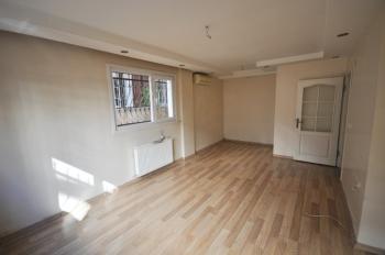 Müstakil Bahçeli 2+1 90m2 Genç Binada Giriş Kat Masrafsız Daire