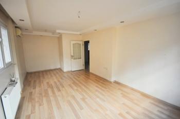 Müstakil Bahçeli 2+1 90m2 Genç Binada Giriş Kat Masrafsız Daire