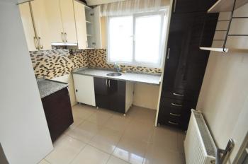 Müstakil Bahçeli 2+1 90m2 Genç Binada Giriş Kat Masrafsız Daire