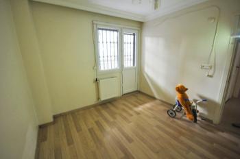 Müstakil Bahçeli 2+1 90m2 Genç Binada Giriş Kat Masrafsız Daire