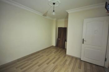 Müstakil Bahçeli 2+1 90m2 Genç Binada Giriş Kat Masrafsız Daire
