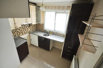 Müstakil Bahçeli 2+1 90m2 Genç Binada Giriş Kat Masrafsız Daire