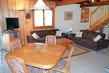 •	KARTEPE Günlük Kiralık Dağ Evi SAPANCA DAG EVI 