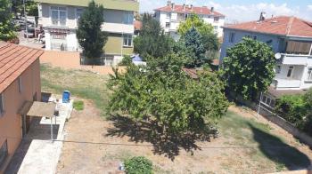 FİRUZKÖY HASAN ÖNEL CD. SATILIK 761 M2 BAHÇELİ EV