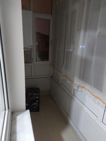 Boyalı laminat cift balkon teraslı 