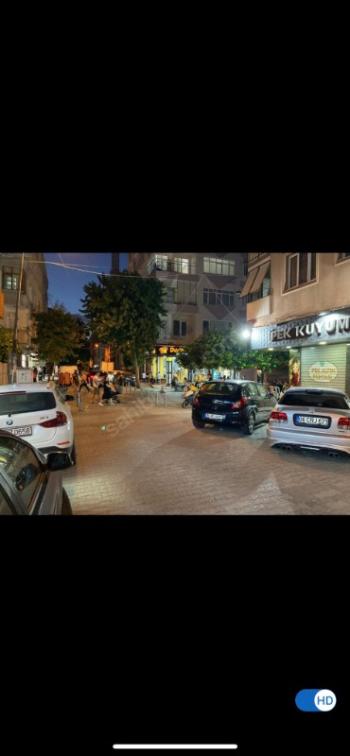 HAZNEDAR YÜRÜYÜŞ YOL KENARI DEVREN SATILIK DÜKKAN