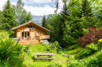 BOLU ABANT’TA GÜNLÜK KİRALIK DAĞ EVİ