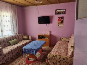 Kızılcasöğut Beldesi Banaz/Uşak Satılık Eşyalı Müstakil Ev