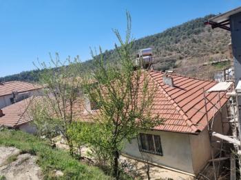 Kızılcasöğut Beldesi Banaz/Uşak Satılık Eşyalı Müstakil Ev