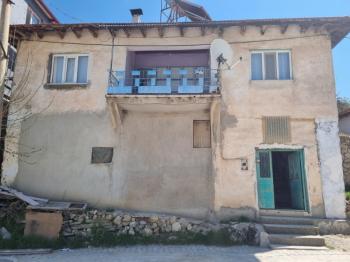 Kızılcasöğut Beldesi Banaz/Uşak Satılık Eşyalı Müstakil Ev