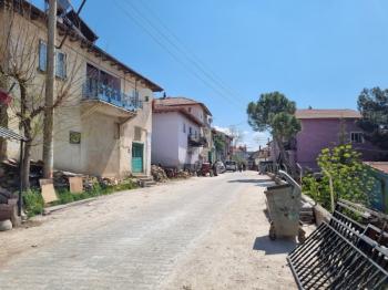 Kızılcasöğut Beldesi Banaz/Uşak Satılık Eşyalı Müstakil Ev