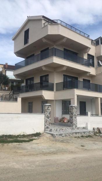 TEKİRDAĞ MARMARA EREĞLİSİN DE DENİZ MANZARALI SATILIK VİLLA