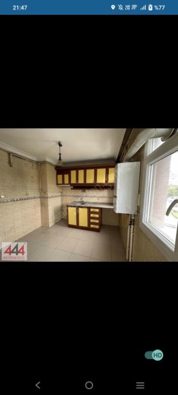 İzmir Bayraklı sevgiyolunda satılık daire 