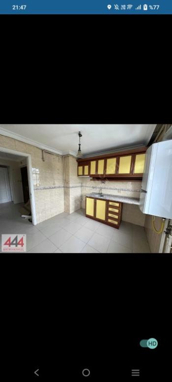 İzmir Bayraklı sevgiyolunda satılık daire 