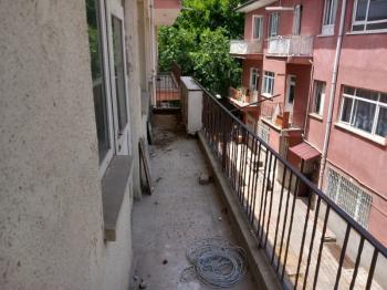 ANKARA KEÇİÖREN KUYUBAŞI METRO YAKINI SAHİBİNDEN SATILIK DAİRE 