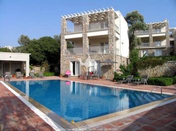 BODRUM YALIKAVAK'TA KİRALIK VİLLA