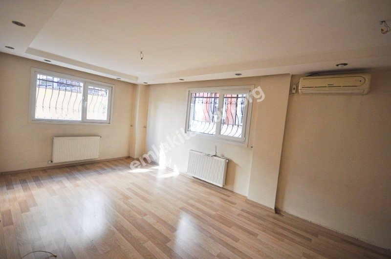 Müstakil Bahçeli 2+1 90m2 Genç Binada Giriş Kat Masrafsız Daire