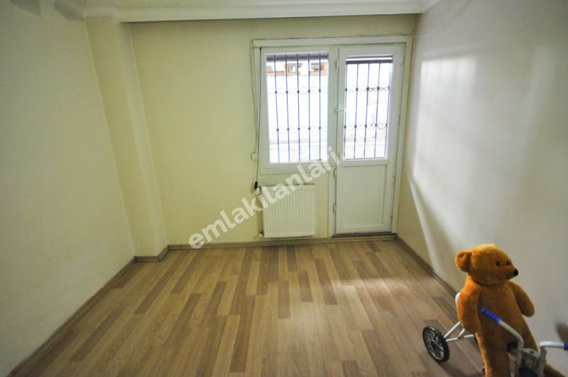 Müstakil Bahçeli 2+1 90m2 Genç Binada Giriş Kat Masrafsız Daire