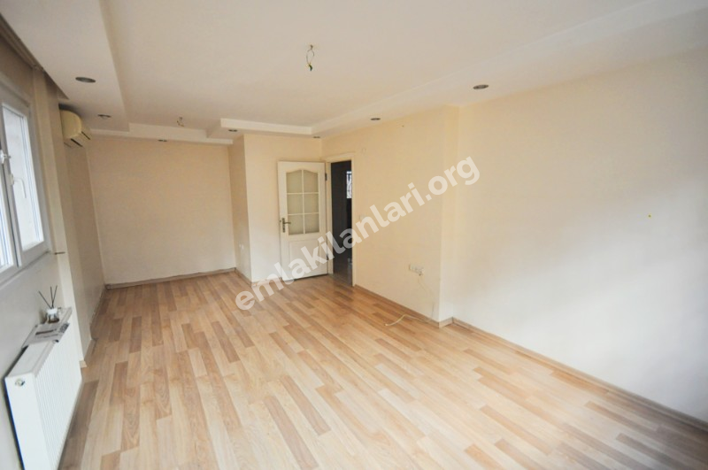 Müstakil Bahçeli 2+1 90m2 Genç Binada Giriş Kat Masrafsız Daire