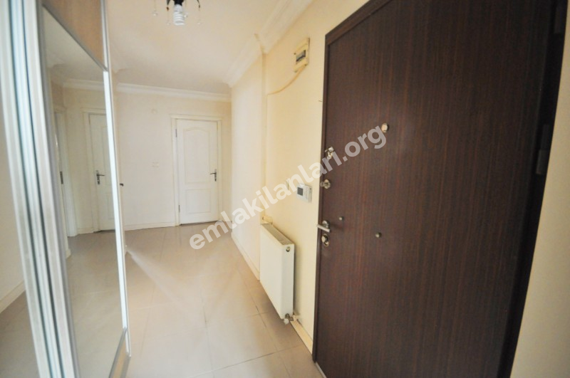 Müstakil Bahçeli 2+1 90m2 Genç Binada Giriş Kat Masrafsız Daire