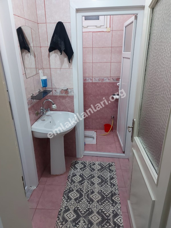 Boyalı laminat cift balkon teraslı 